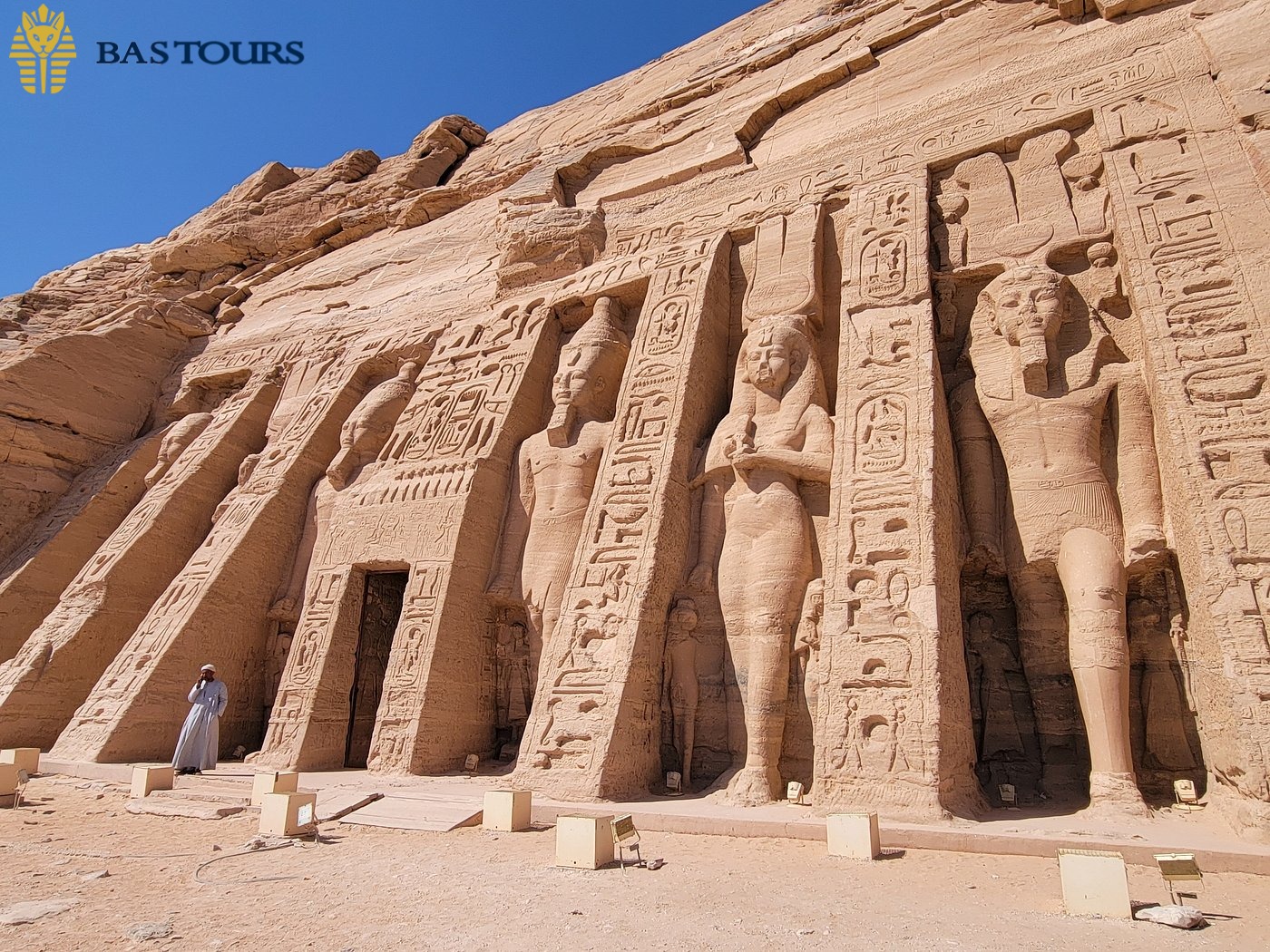 Visit Abu Simbel Temples (Ramesses II & Nefertari)