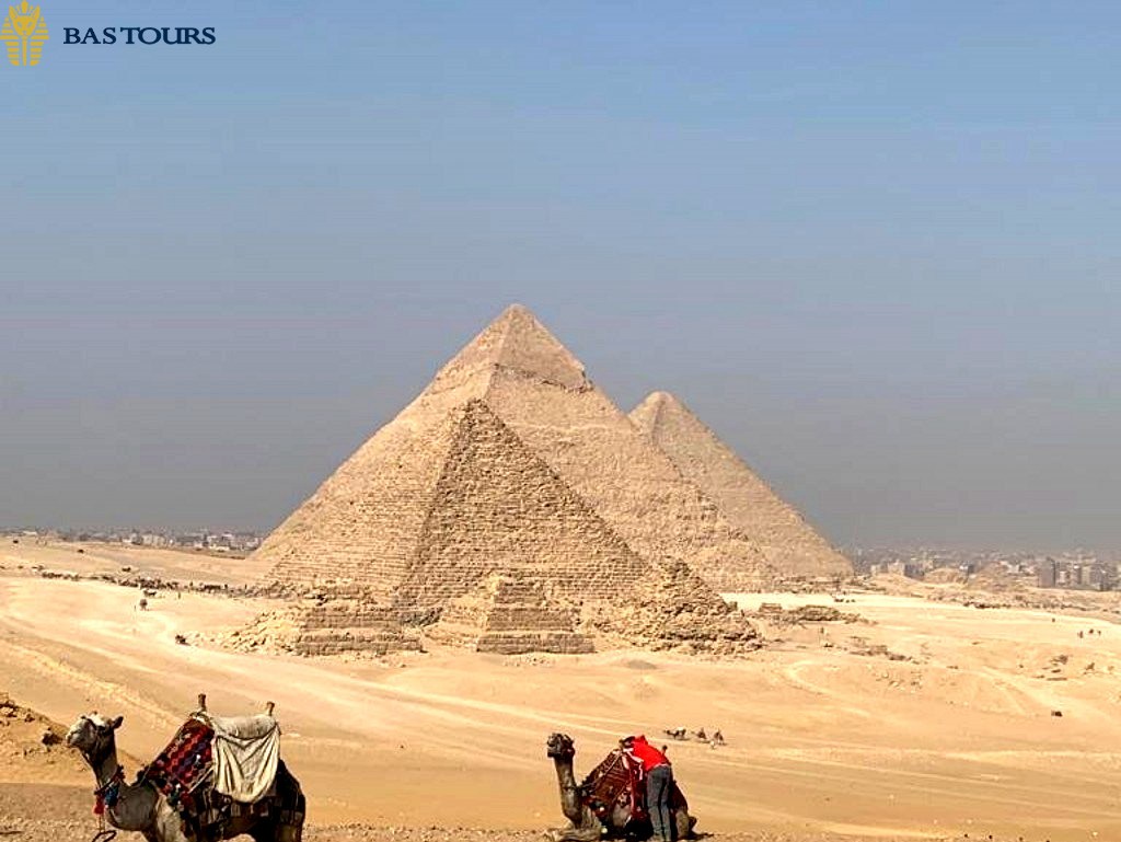 Private Cairo Tour from Hurghada – Giza Pyramids, Sphinx & Egyptian Museum