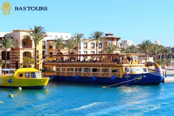 Nefertari Semi-Submarine with Dinner Excursion from Marsa Alam