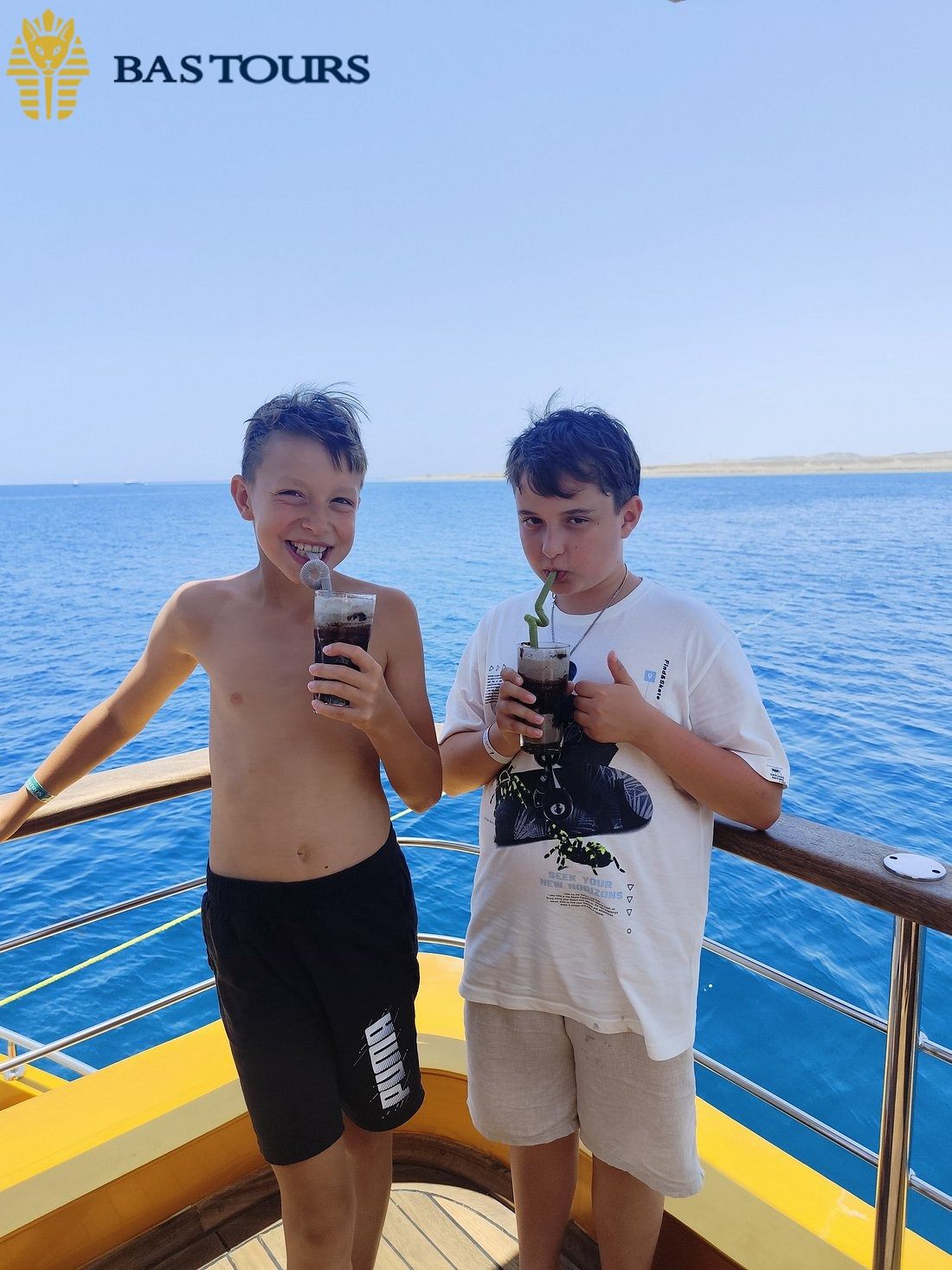 Welcome Drink and Upper Deck Experience