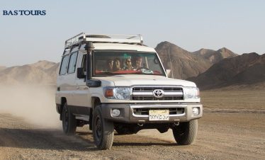 Desert Safari by Jeep, Quad Bike Ride, and BBQ Dinner in the Desert from Marsa Alam