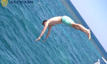 Buffet Lunch Onboard