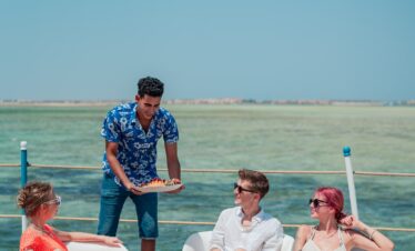 Bianca Island Snorkeling Trip from Hurghada with Lunch & Transfers